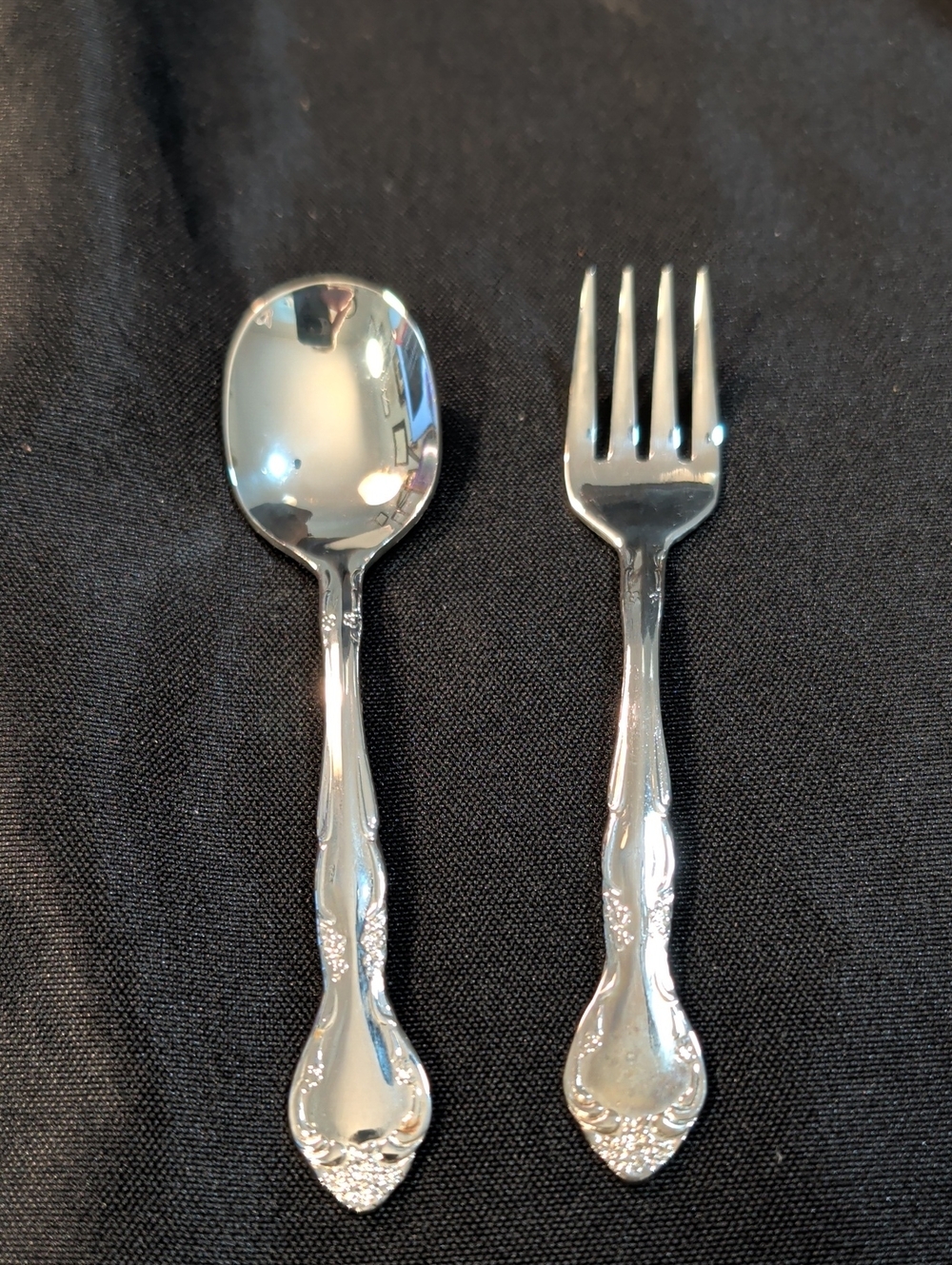 Vintage Toddler Size Oneida Silver Plated Spoon and Fork Set